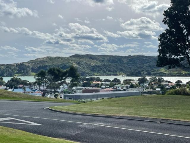 Raglan Seaview Cabin Buitenkant foto